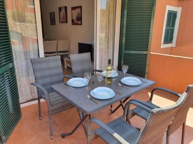 Garbi & Xaloc Apartamentos 卡拉加尔达纳 外观 照片